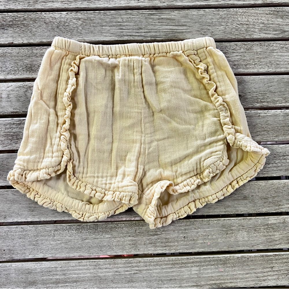 VGUC Cyrillus Lightweight Ruffle Shorts - Size 2T - Picture 4 of 5